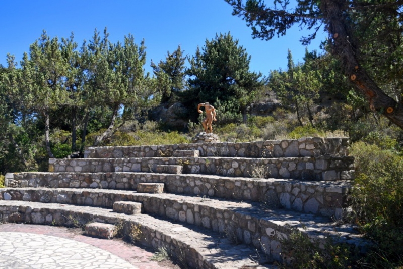 Tag-08-3-Hippocrates-Garden-581
