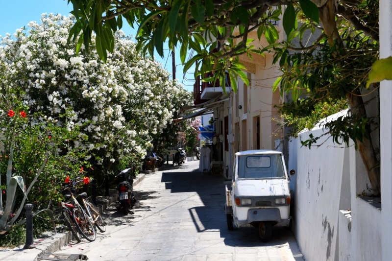 Tag-06-Nissyros-480