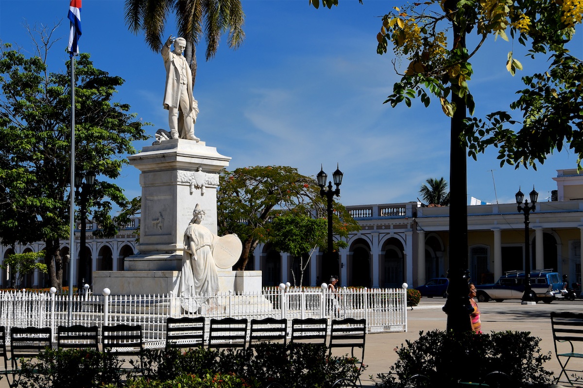 16-Kuba-2019-Cienfugos-Stadt-0610